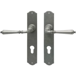 HALCÖ Drückergarnitur GRÖDEN - auf Schild PZ 88, 38 - 45, thermopatiniert