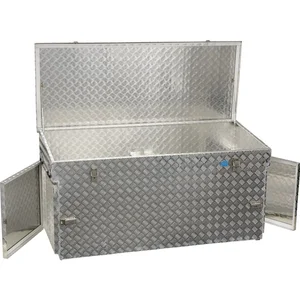 Riffelblechbox Extreme 883 Liter, Größe 1678 x 675 x 730/830 mm